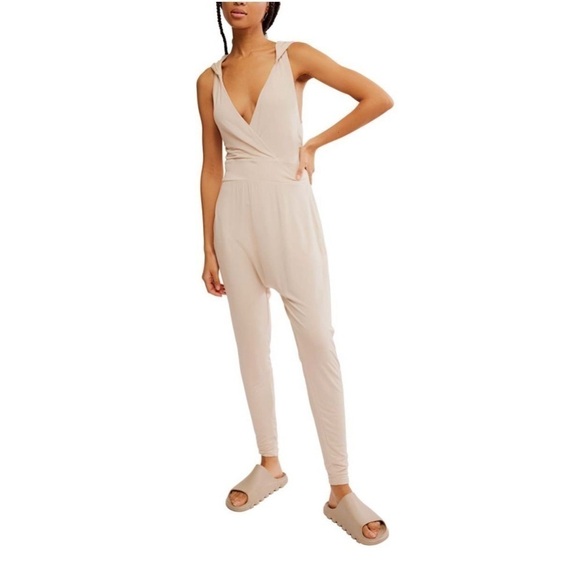NWOT Free People, Second Chance Onesie, XS in Bamboo - Picture 3 of 13